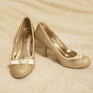 Charming Charlie Champagne Glitter Heels